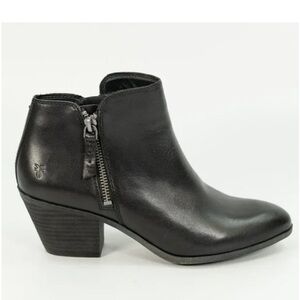 FRYE Women's Judith Zip Bootie 3471738-BLK Black Leather Side Zip Ankle Boots
